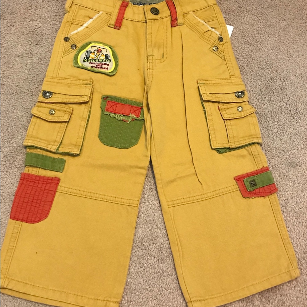 BNWT EdenRobe That’s it! Jeans, size 3T.